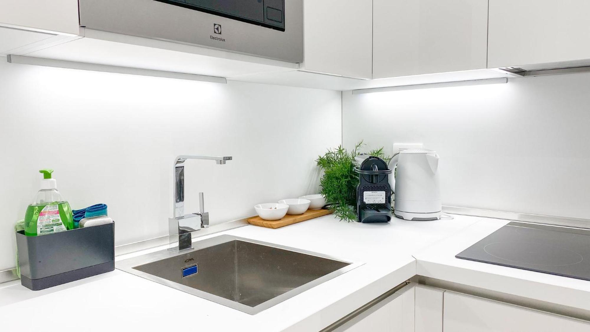 Cardano Suite - 5 Min From Central Station Milano Esterno foto