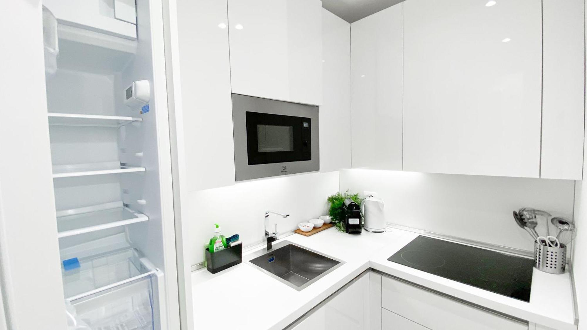 Cardano Suite - 5 Min From Central Station Milano Esterno foto