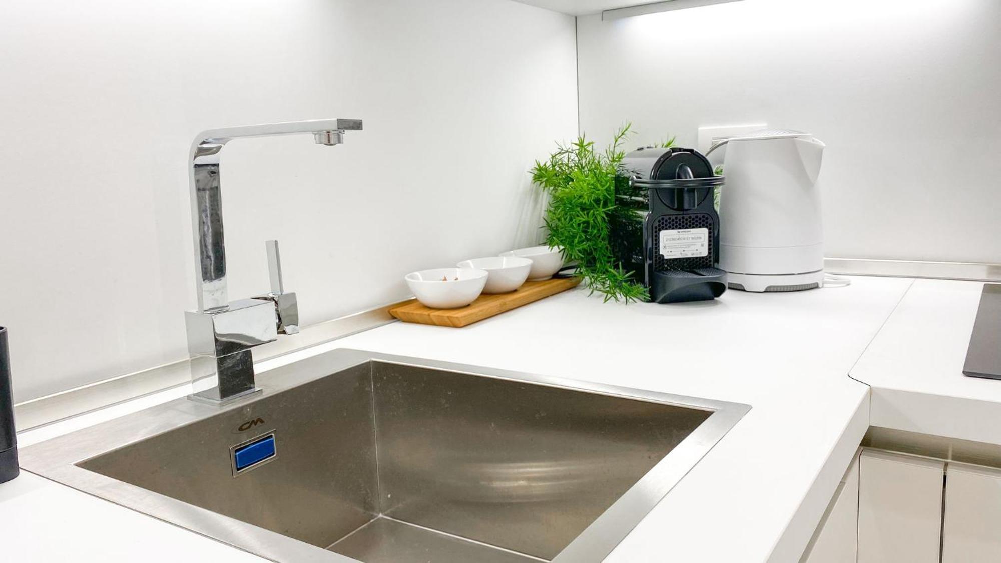 Cardano Suite - 5 Min From Central Station Milano Esterno foto